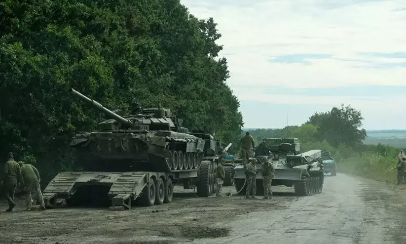 യുക്രെയ്ൻ സേന അതിർത്തിക്ക് 50 കിലോമീറ്റർ അകലെ യുക്രെയ്ൻ സേന അതിർത്തിക്ക് 50 കിലോമീറ്റർ അകലെ