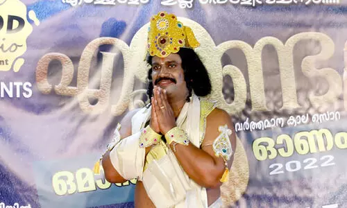 ആഘോഷം കഴിയുന്നേയില്ല ആഘോഷം കഴിയുന്നേയില്ല