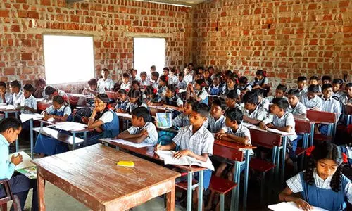 കട്ടേല റെസിഡന്‍ഷ്യല്‍ സ്‌കൂളില്‍ സീറ്റൊഴിവ്