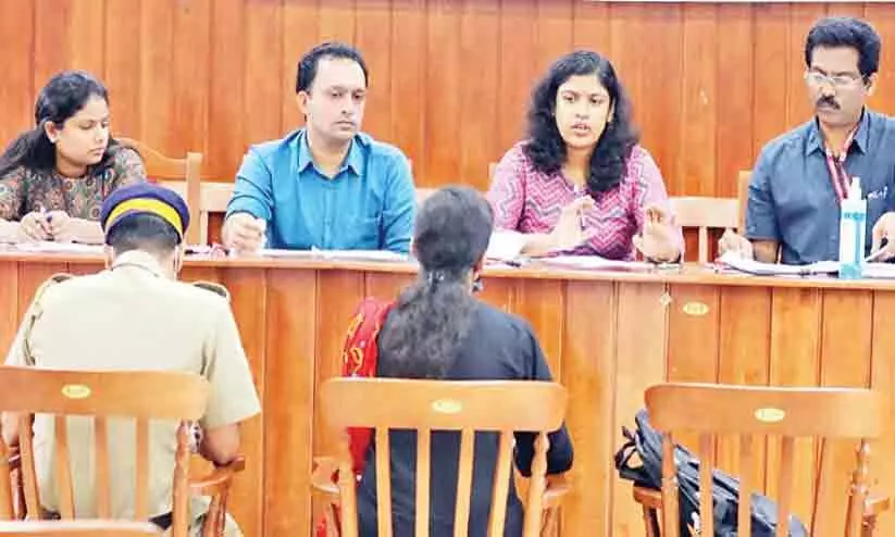 ഓണ്‍ലൈന്‍ തട്ടിപ്പ്; യുവജന കമീഷന്‍ ബോധവത്കരണം നടത്തും -ചിന്ത ജെറോം