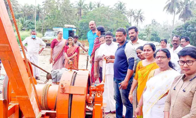 അടൂർ നഗരസഭ ഓഫീസ്, ബസ് ടെർമിനൽ പൈലിങ് തുടങ്ങി അടൂർ നഗരസഭ ഓഫീസ്, ബസ് ടെർമിനൽ പൈലിങ് തുടങ്ങി