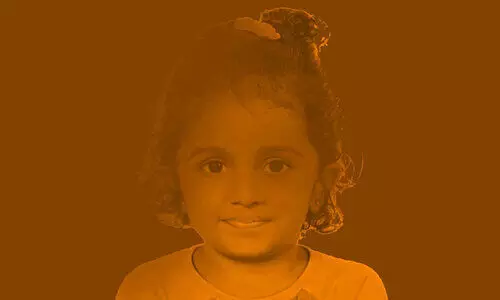 സ്കൂ​ൾ​ബ​സി​ൽ മലയാളി ബാ​ലി​ക​യു​ടെ ദാരുണാന്ത്യം : സ​മ​ഗ്രാ​ന്വേ​ഷ​ണം