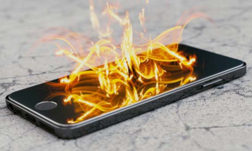 മൊബൈൽഫോൺ പൊട്ടിത്തെറിച്ച് പിഞ്ചുകുഞ്ഞ് മരിച്ചു