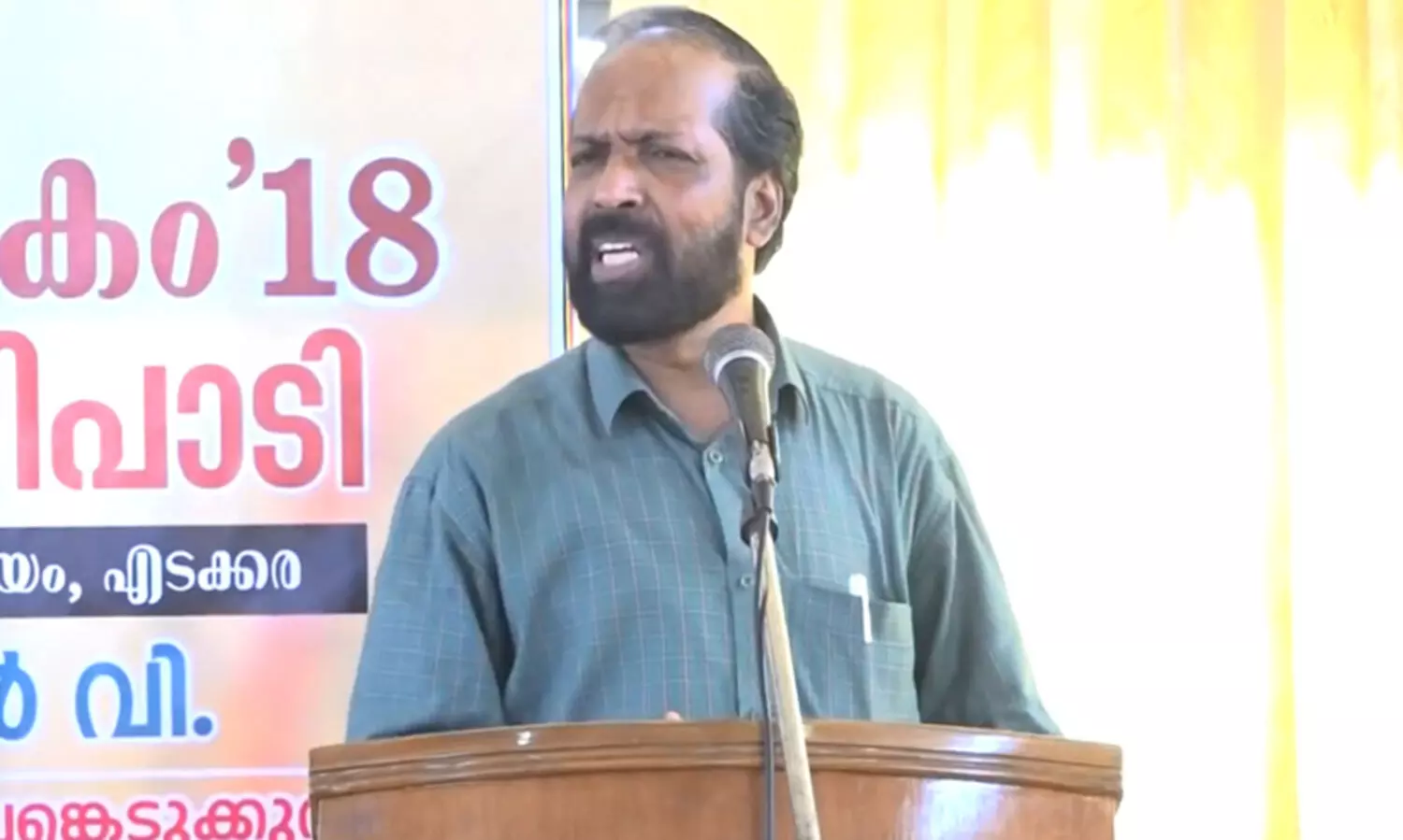 ഹിന്ദു ഐക്യവേദിയുടെ പരിപാടിയിൽ പങ്കെടുത്തു; എ.പി. അഹമ്മദിനെ യുവകലാസാഹിതി സംസ്ഥാന സമിതിയിൽനിന്ന് നീക്കി