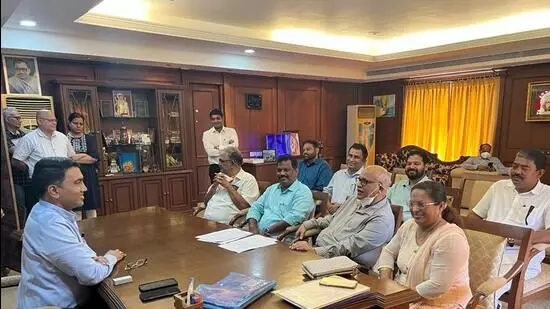 ഗോവയിൽ മുൻ മുഖ്യമന്ത്രി ഉൾപ്പ​ടെയുള്ള എട്ട് കോൺഗ്രസ് എം.എൽ.എമാർ ബി.ജെ.പിയിൽ ചേർന്നു