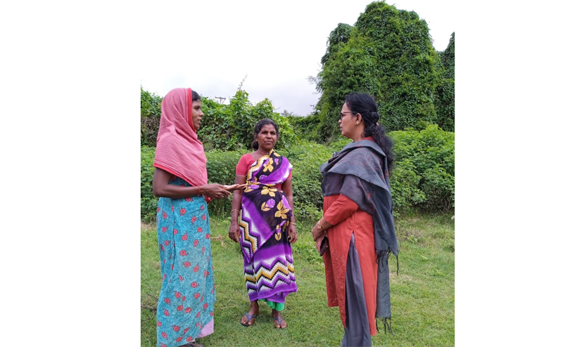 ചീരക്കടവിലെ ആദിവാസി ഭൂമി : പൊലീസ് ഇടപെടൽ അവസാനിപ്പിക്കണമെന്ന് കെ.കെ.രമ ചീരക്കടവിലെ ആദിവാസി ഭൂമി : പൊലീസ് ഇടപെടൽ അവസാനിപ്പിക്കണമെന്ന് കെ.കെ.രമ