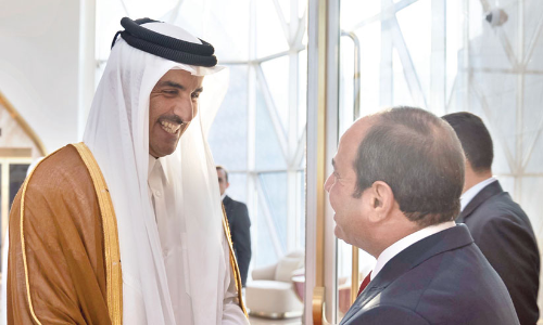 ഈജിപ്ഷ്യൻ പ്രസിഡന്‍റിന് ഊഷ്മള വരവേൽപ്