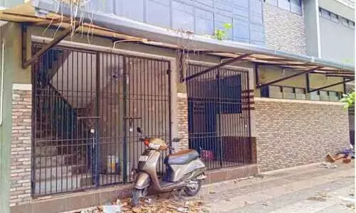 അരക്കോടി ചെലവിൽ നിർമിച്ച ശൗചാലയം നോക്കുകുത്തി അരക്കോടി ചെലവിൽ നിർമിച്ച ശൗചാലയം നോക്കുകുത്തി