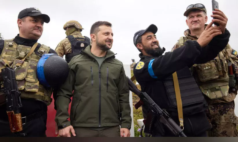 യുക്രെയ്നിൽ പിന്മടക്കത്തിന്റെ നാളുകൾ; പുടിനു മുന്നിൽ ഇനിയെന്ത്? യുക്രെയ്നിൽ പിന്മടക്കത്തിന്റെ നാളുകൾ; പുടിനു മുന്നിൽ ഇനിയെന്ത്?