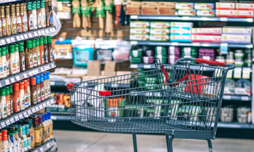 സ്വകാര്യ ഹൗസിങ് മേഖലകളിലെ ഷോപ്പുകൾ രാത്രി 12ന് അടക്കണം