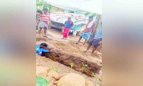 പൊതുശ്മശാനമില്ല; വീടിനുചുറ്റും കുഴിമാടമൊരുക്കേണ്ട ഗതികേടിൽ ആദിവാസികൾ