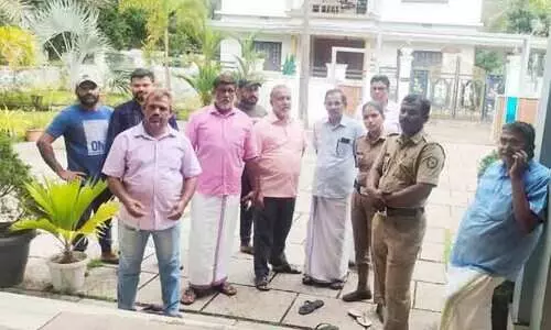 ലഹരിക്കെതിരെ പൊലീസ് വീടുകളിലേക്ക്