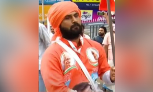 രാഹുല്‍ പ്രധാനമന്ത്രിയായിട്ടേ ചെരുപ്പ് ധരിക്കൂ; ഇത് മഹേഷിന്റെ പ്രതികാരമല്ല, ദിനേശിന്റെ ശപഥം