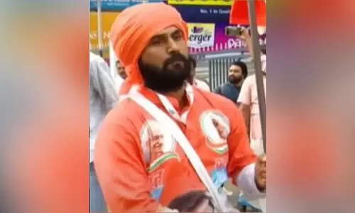 രാഹുല്‍ പ്രധാനമന്ത്രിയായിട്ടേ ചെരുപ്പ് ധരിക്കൂ; ഇത് മഹേഷിന്റെ പ്രതികാരമല്ല, ദിനേശിന്റെ ശപഥം