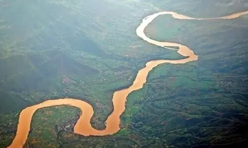 പുഴയുടെ പാട്ട്, സന്ധ്യ, ആഴം