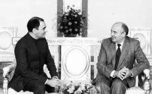 ഗോ​ർ​ബ​ച്ചേ​വു​മാ​യി ന​ട​ത്തി​യ  ര​ണ്ട​ര അ​ഭി​മു​ഖ​ങ്ങ​ൾ!