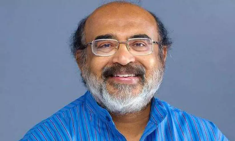 കൊച്ചിയിൽനിന്ന് ഹൈദരാബാദിന് 5171 രൂപ, തിരുവനന്തപുരത്തുനിന്ന് 9295; എയർപോർട്ട് കൊള്ളയുടെ കണക്ക് നിരത്തി തോമസ് ഐസക്