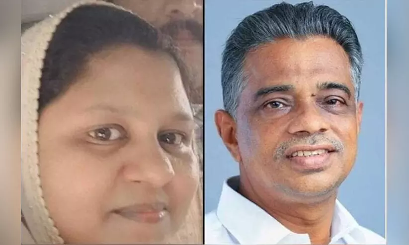 കൊല്ലത്ത് ട്രെയിനിടിച്ച് യുവതി മരിച്ചു; രക്ഷിക്കാൻ ശ്രമിച്ച പഞ്ചായത്ത് അംഗത്തിന് ദാരുണാന്ത്യം കൊല്ലത്ത് ട്രെയിനിടിച്ച് യുവതി മരിച്ചു; രക്ഷിക്കാൻ ശ്രമിച്ച പഞ്ചായത്ത് അംഗത്തിന് ദാരുണാന്ത്യം