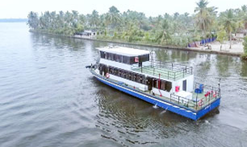 കുട്ടനാടിന്റെ സൗന്ദര്യം നുകരാൻ കുട്ടനാടിന്റെ സൗന്ദര്യം നുകരാൻ