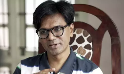 വാ​ട്​​സ്​​ആ​പ് സ​ന്ദേ​ശം സ​ത്യ​മാ​യി ക​രു​താ​ത്ത  വി​​വ​​ര​സാ​​ക്ഷ​​ര​​ത നി​ങ്ങ​ൾ​ക്ക്​ ആ​വ​ശ്യ​മു​ണ്ട്​; മു​ഹ​മ്മ​ദ്​ സു​ബൈ​ർ സംസാരിക്കുന്നു