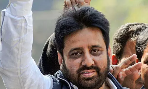 ഡൽഹി വഖഫ് ബോർഡ് ചെയർമാൻ അമാനത്തുല്ല ഖാൻ എം.എൽ.എ അറസ്റ്റിൽ