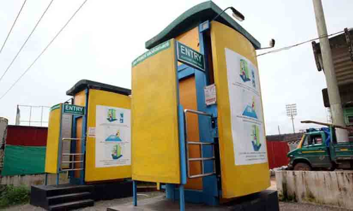 ഈ ശുചിമുറികൾക്കിതെന്തുപറ്റി! പുതിയതൊന്നും തുറക്കാനായില്ല, നഗരത്തിലെത്തുന്നവർക്ക് പെടാപ്പാട്