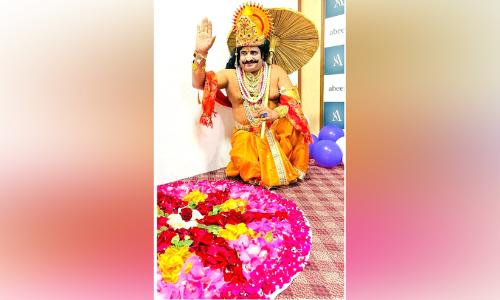 പ്രവാസി ഓണാഘോഷങ്ങളിൽ സ്ഥിരം മാവേലിയായി ജിൻഷാദ് പ്രവാസി ഓണാഘോഷങ്ങളിൽ സ്ഥിരം മാവേലിയായി ജിൻഷാദ്