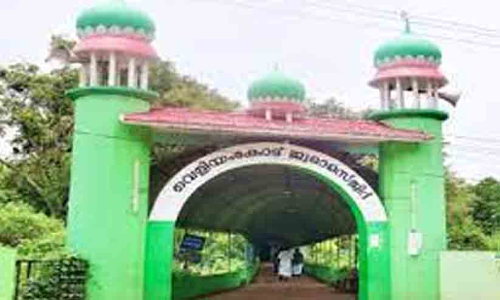 വെളിയങ്കോട് ഉമർ ഖാദിയുടെ ജീവിതം സിനിമയാകുന്നു വെളിയങ്കോട് ഉമർ ഖാദിയുടെ ജീവിതം സിനിമയാകുന്നു