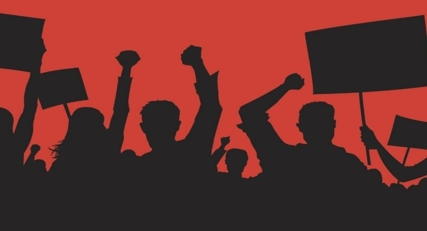 ഗുജറാത്തിൽ ലീവെടുത്ത് സർക്കാർ ജീവനക്കാരുടേയും അധ്യാപകരുടേയും പ്രതിഷേധം ഗുജറാത്തിൽ ലീവെടുത്ത് സർക്കാർ ജീവനക്കാരുടേയും അധ്യാപകരുടേയും പ്രതിഷേധം