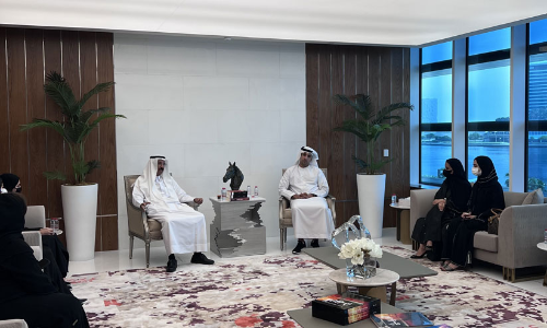 ബഹിരാകാശ കേന്ദ്രം പ്രതിനിധികൾ മുഹമ്മദ് ബിൻ റാശിദ് ലൈബ്രറി സന്ദർശിച്ചു