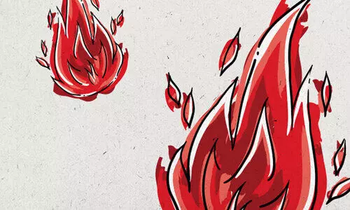 പേരാമ്പ്രയില്‍ പെട്രോള്‍ പമ്പില്‍ തീപിടിത്തം