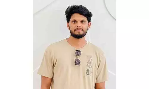 നറുക്കെടുപ്പിൽ 65ലക്ഷം; അവകാശിക്ക്​ കൈമാറി മലയാളി യുവാവിന്‍റെ സത്യസന്ധത