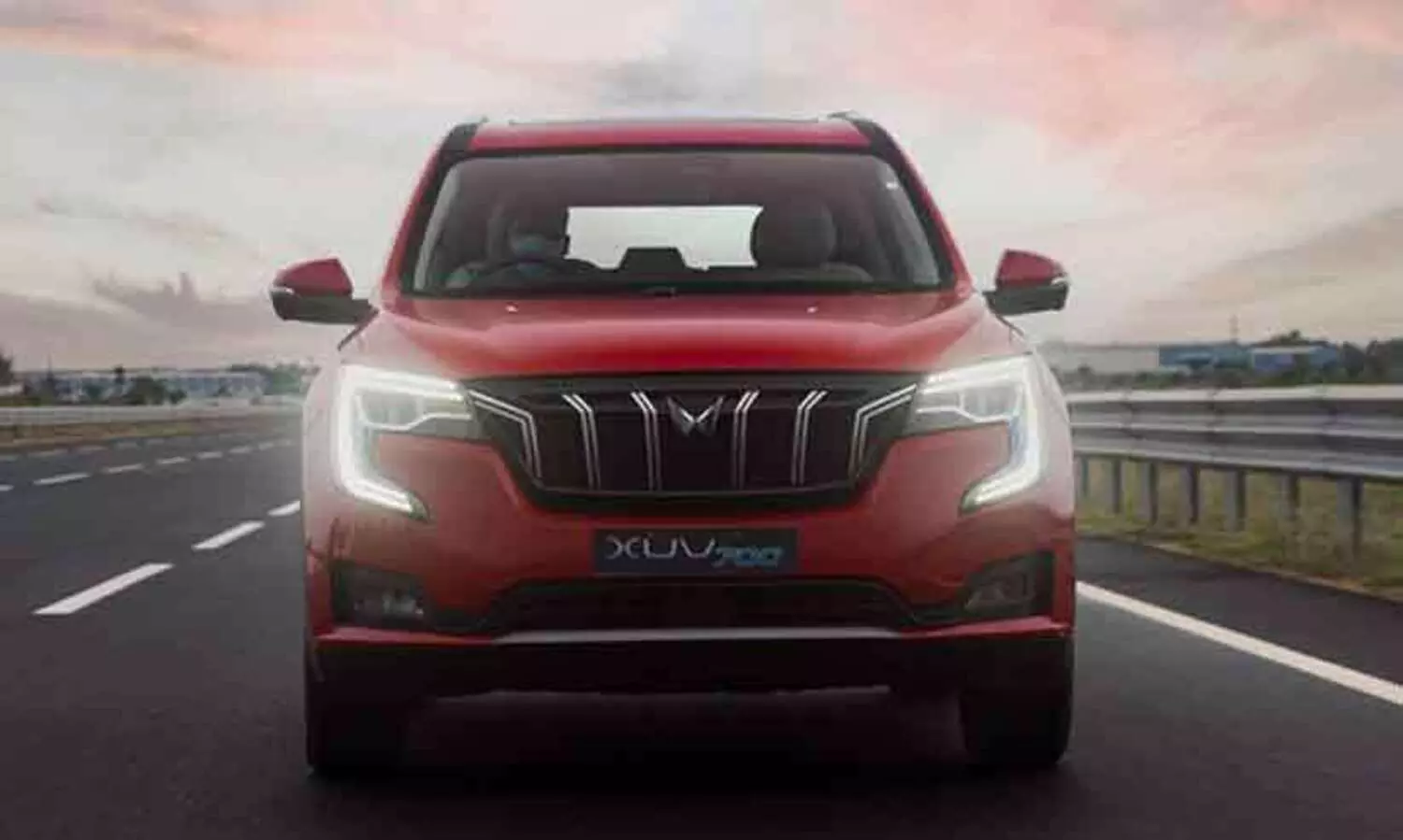 എക്സ്.യു.വി 700 വാങ്ങാൻ ഇനി ചിലവ് കൂടും; വില വർധിപ്പിച്ച് മഹീന്ദ്ര