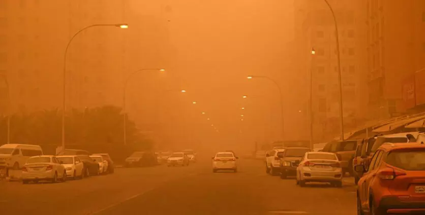 കാലാവസ്ഥ മാറുന്നു; ആരോഗ്യം ശ്രദ്ധിക്കാം... കാലാവസ്ഥ മാറുന്നു; ആരോഗ്യം ശ്രദ്ധിക്കാം...