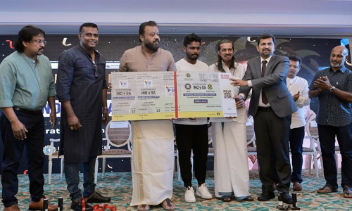 ഇന്ത്യ-ദക്ഷിണാഫ്രിക്ക ടി20; ടിക്കറ്റ് വില്പന ആരംഭിച്ചു ഇന്ത്യ-ദക്ഷിണാഫ്രിക്ക ടി20; ടിക്കറ്റ് വില്പന ആരംഭിച്ചു