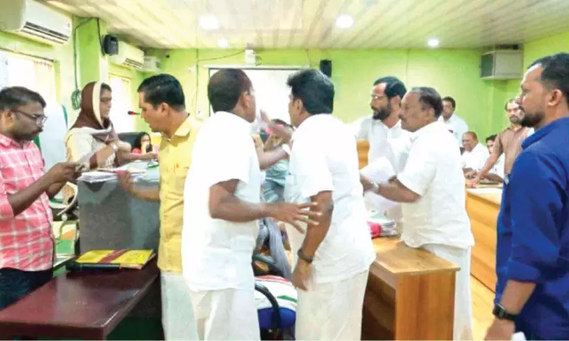 Kottakal Municipal Council meeting