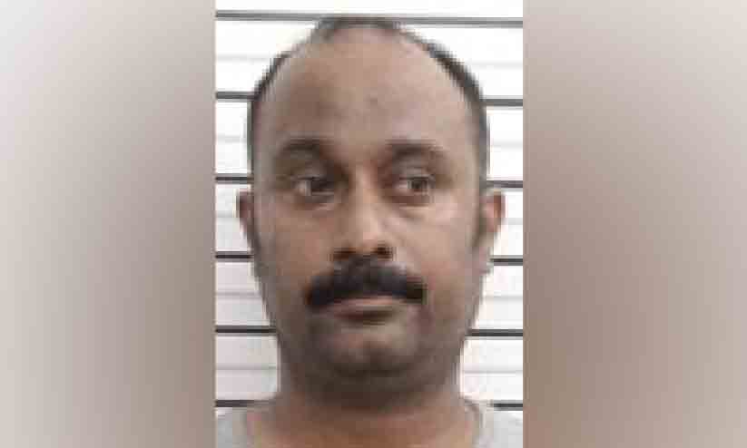 ലോഡ്ജുകൾ കേന്ദ്രീകരിച്ച് കഞ്ചാവ് വിൽപന; പ്രധാനി പിടിയിൽ ലോഡ്ജുകൾ കേന്ദ്രീകരിച്ച് കഞ്ചാവ് വിൽപന; പ്രധാനി പിടിയിൽ