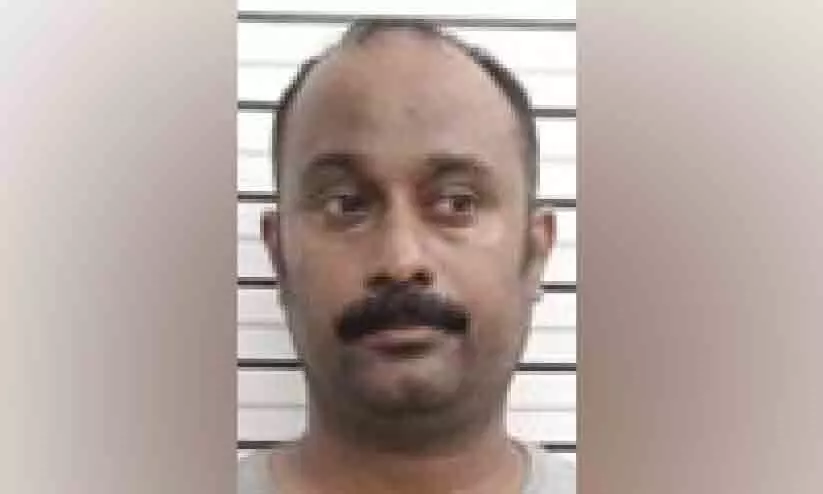 ലോഡ്ജുകൾ കേന്ദ്രീകരിച്ച് കഞ്ചാവ് വിൽപന; പ്രധാനി പിടിയിൽ ലോഡ്ജുകൾ കേന്ദ്രീകരിച്ച് കഞ്ചാവ് വിൽപന; പ്രധാനി പിടിയിൽ