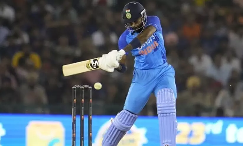 മൊഹാലി ട്വന്റി20: പാണ്ഡ്യ 30 പന്തിൽ 71; രാഹുൽ 55; ഓസിസിനെതിരെ ഇന്ത്യക്ക് 208 റൺസ് മൊഹാലി ട്വന്റി20: പാണ്ഡ്യ 30 പന്തിൽ 71; രാഹുൽ 55; ഓസിസിനെതിരെ ഇന്ത്യക്ക് 208 റൺസ്