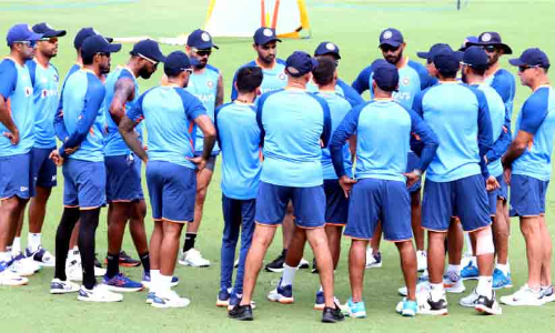 ലോകകപ്പ് സ്ക്വാഡ് പരിശോധന