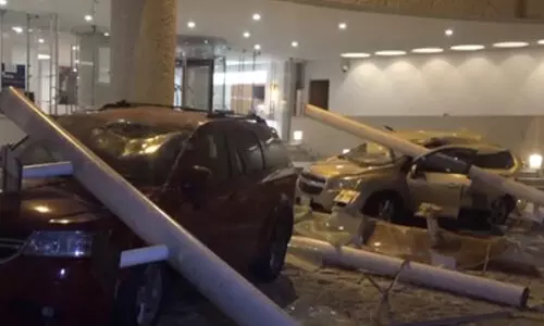 മെക്സിക്കോയിൽ വൻഭൂചലനം; സുനാമി മുന്നറിയിപ്പ്