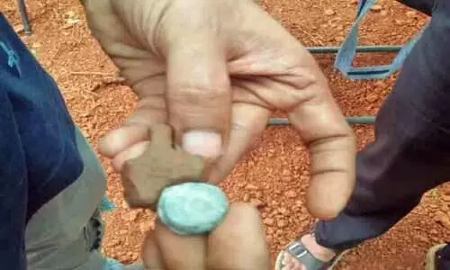 ടിപ്പു കോട്ട മൂന്നാംഘട്ട ഉത്ഖനനം; നാണയം അടിക്കാൻ ഉപയോഗിച്ചിരുന്ന കമ്മട്ടത്തിന്റെ ഭാഗം കണ്ടെത്തി