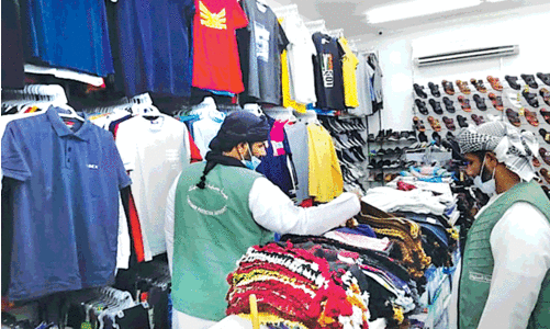 വാ​ണി​ജ്യ സ്ഥാ​പ​ന​ങ്ങ​ളി​ൽ പ​രി​ശോ​ധ​ന​യു​മാ​യി ഉ​പ​ഭോ​ക്​​തൃ​ സം​ര​ക്ഷ​ണ സ​മി​തി