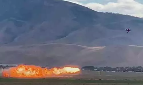 എയർ റേസ് മത്സരത്തിനിടെ വിമാനം തകർന്ന് പൈലറ്റ് മരിച്ചു; നടുക്കുന്ന വിഡിയോ പുറത്ത്