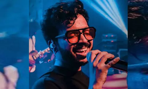 മുസീസ് ഹരിശങ്കർ ലൈവിനൊരുങ്ങി ഖത്തർ