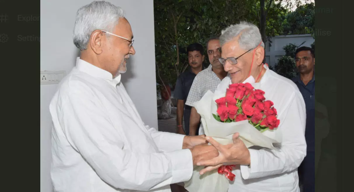 മതേതര പാര്ട്ടികളുടെ വിശാല ഐക്യം ലക്ഷ്യം; നിതീഷ് കുമാറിനെ കണ്ട് യെച്ചൂരി മതേതര പാര്ട്ടികളുടെ വിശാല ഐക്യം ലക്ഷ്യം; നിതീഷ് കുമാറിനെ കണ്ട് യെച്ചൂരി