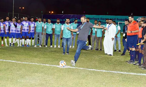 യു.എഫ്.സി സാരി സൂപർ കപ്പ് സെമി ഫൈനൽ മത്സരങ്ങൾ വെള്ളിയാഴ്ച