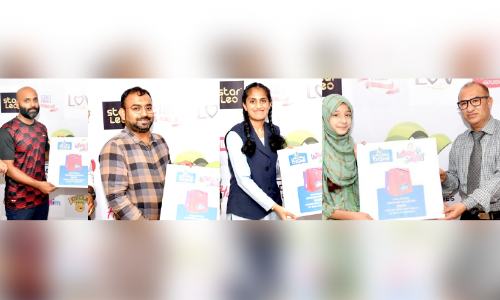 ഇന്ത്യ@75 ഫ്രീഡം ക്വിസ് മത്സരം: അവസാനഘട്ട വിജയികൾക്ക് സമ്മാനങ്ങൾ വിതരണംചെയ്തു