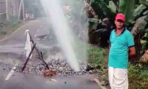 നെടുമ്പനയിൽ പൈപ്പ് പൊട്ടൽ പതിവായിട്ടും നടപടിയില്ല