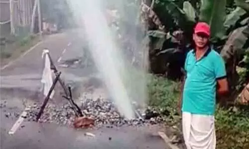 നെടുമ്പനയിൽ പൈപ്പ് പൊട്ടൽ പതിവായിട്ടും നടപടിയില്ല നെടുമ്പനയിൽ പൈപ്പ് പൊട്ടൽ പതിവായിട്ടും നടപടിയില്ല